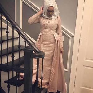 Meet your Posher, Bibi